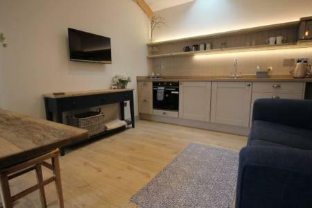 Skittles - Charming One Bedroom Apartment - Parking - Easy Access To Bath Бокс Экстерьер фото
